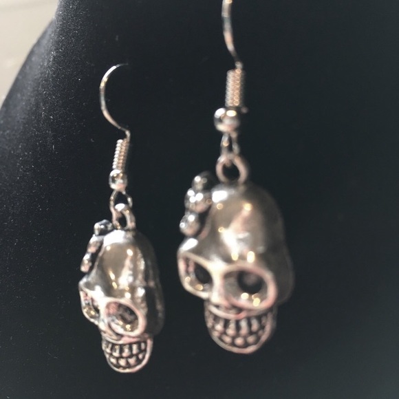 Silver Dangle Earrings Sugar Skull, Day of the Dead, Boho Goth Punk Vibes - Picture 2 of 6